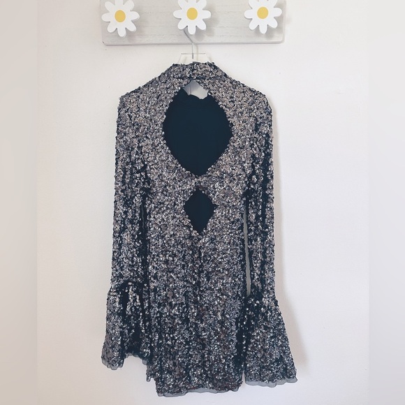 Free People Shimmering Sequin Party Dress size XS - Picture 2 of 8